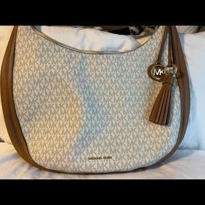 Michael Kors shoulder bag. Like new